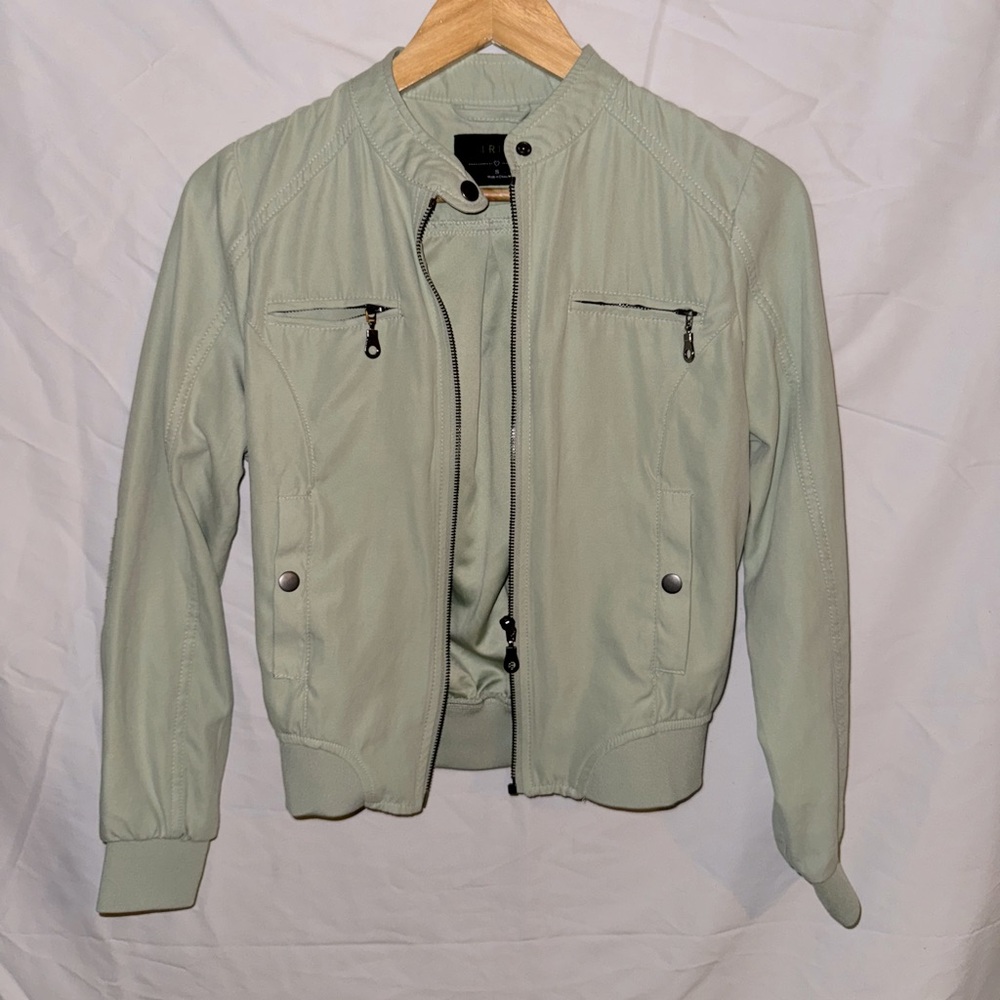 Green light spring jacket
